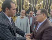 محافظ الشرقية فى عزاء نائب رئيس جهاز مدينة الصالحية: كان مثالا بحسن الإدارة