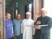 وكيل أوقاف الإسكندرية يتفقد مساجد المحافظة فى جولة مرورية مفاجئة