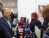وزير المالية يتفقد معرض سك العملة بالمنطقة الخضراء بشرم الشيخ