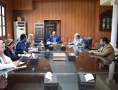 رئيس جامعة بنى سويف يترأس اجتماعى "الطباعة والنشر" و"مشروعات تطوير التعليم"