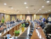 وزير التعليم العالى يعقد اجتماعًا مع مجلس جامعة المنصورة