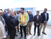 وزير النقل يتفقد مواقع عمل مشروع الخط الأول للقطار الكهربائى السريع.. صور