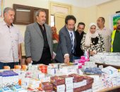 قافلة جامعة طنطا الطبية تقدم الرعاية الصحية لـ1547 حالة بمركز كفر الزيات