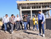 محافظ الغربية يتفقد مشروعات حياة كريمة فى 10 قرى بمركز زفتى