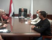 نائب محافظ سوهاج يجتمع بأعضاء الغرفة المركزية لمتابعة مشروع "حياة كريمة"