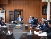 رئيس جامعة بنى سويف يرأس اجتماعى "الخدمات الإنتاجية" 