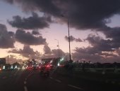 أمطار خفيفة ومتوسطة على محور المحمودية بالإسكندرية ..صور