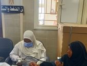 حياة كريمة.. توقيع الكشف الطبى على 3332 مواطنا بأسوان.. صور