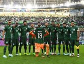 كأس العالم 2022.. لاعبو السعودية يدعمون ياسر الشهراني في مواجهة بولندا 