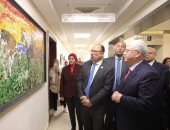 طلاب فنون جميلة حلوان يجملون مبنى وزارة التعليم العالى بالعاصمة الإدارية.. صور