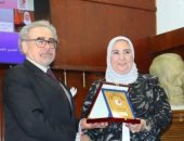 وزيرة التصامن: حلول عاجلة لكل المشاكل الخاصة بالمعاشات فى نقابة الكتّاب