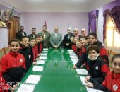 أطفال المدارس اليابانية يحاكون مؤتمر المناخ.. ووكيل التعليم يكرمهم.. صور