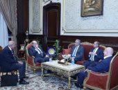 وزير القوى العاملة يلتقى رئيس "الشيوخ" ويؤكد: حريصون على التعاون لخدمة سوق العمل