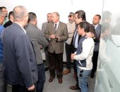 رئيس جامعة المنصورة يتفقد تطوير استقبال مستشفى الطلاب الجامعى.. صور
