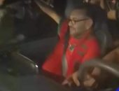 ملك المغرب يحتفل في شوارع الرباط بفوز أسود الأطلس على إسبانيا.. فيديو