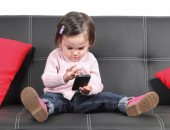 الهواتف الذكية والصحة العقلية.. هل ينبغى السماح للأطفال باستخدامها؟