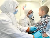 صحة المنيا تقدم الخدمات الطبية لـ2055 حالة خلال قافلة بقرية دمشاو هاشم