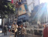 إزالة 97 إعلانا مخالفا بأحياء العامرية والجمرك وشرق الإسكندرية