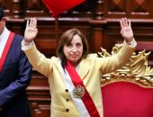 بيرو تنشر 24 ألفا من رجال الشرطة بسبب الاحتجاجات المطالبة باستقالة الرئيسة