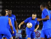 منتخب فرنسا يختتم تدريباته استعدادا لمواجهة المغرب بكأس العالم 2022.. صور