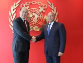 وزير النقل: إدخال نظام توجيه السفن بقناة السويس بالأقمار الصناعية بدلا من القاطرات