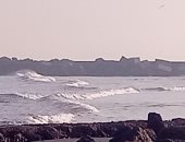 طقس بورسعيد الآن.. سماء صافية وشمس مشرقة وسط جو خريفى وارتفاع أمواج البحر