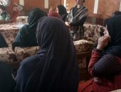 "القومى للمرأة بسوهاج" يستهدف 864 سيدة فى حملة طرق الأبواب.. صور