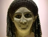 "قناع مومياء" قطعة أثرية نادرة تعود إلى العصر الرومانى بمتحف الغردقة..شاهد
