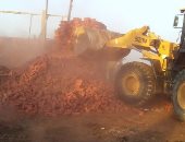 إزالة عدد من التعديات والمخالفات على أراضي الدولة بجنوب بورسعيد.. صور 