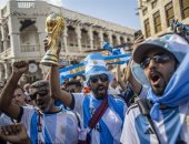 احتفالات جنونية مبكرة لجماهير الأرجنتين انتظارا لحلم التتويج بالمونديال