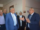 محافظ الوادى الجديد يستقبل وفد وزارة التخطيط والتنمية الاقتصادية لإنشاء مركز خدمات مصر