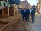 نائب محافظ الجيزة يتفقد مشروعات الصرف الصحى بمدينة الحوامدية