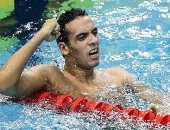 أحمد أكرم يتوج بذهبية بطولة فرنسا ويتأهل لبطولة العالم للسباحة