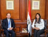 رانيا المشاط تبحث مع القائم بأعمال سفير أمريكا مخرجات مؤتمر المناخ COP27 