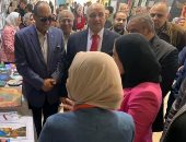 افتتاح معرض الفنون التشكيلية بكلية التجارة جامعة الإسكندرية.. صور  