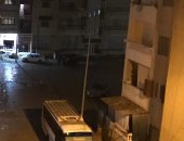 هطول أمطار على ساحل العريش.. ومحافظة شمال سيناء ترفع درجة الاستعداد.. صور