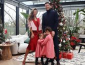 ليفاندوفسكي يحتفل بالكريسماس مع زوجته وأطفاله: أتمنى لكم لحظات لا تنسى