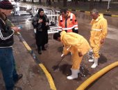 تواجد ميداني لرئيس مياه دمياط ومتابعة لعملية رفع الأمطار بالمحافظة