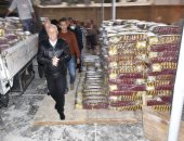 محافظ الأقصر يقود حملة على الأسواق.. وضبط 13 طن أرز قبل بيعها بالسوق السوداء