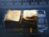 عيد الميلاد.. مزامير داود أقدم الكتب المقدسة يعرض فى المتحف القبطى