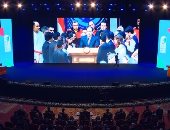 الرئيس السيسي يشاهد فيلما تسجيليا حول بطولات "قادرون باختلاف"