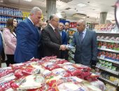 محافظ القاهرة: نشر منافذ بيع السلع بأسعار مخفضة فى كافة أحياء العاصمة