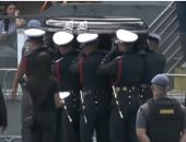 انطلاق موكب جنازة بيليه في شوارع سانتوس إلى مثواه الأخير