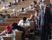 رئيس جامعة المنيا يتفقد امتحانات نهاية الفصل الدراسى الأول بكليات الجامعة