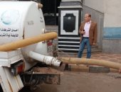 محافظ الغربية يتابع جهود الوحدات المحلية فى رفع مياه الأمطار من الشوارع.. صور