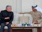 ملك الأردن ورئيس الإمارات يبحثان سبل تفعيل عملية السلام على أساس حل الدولتين