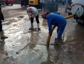 رفع المياه بـ9 مدن وعدد من القرى لتعرضهم لهطول أمطار بكفر الشيخ.. صور