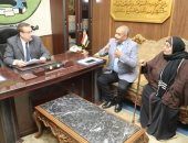 محافظ المنوفية يأمر بتسهيل صرف معاش تكافل وكرامة لمواطنة يعانى نجلها من ضعف البصر