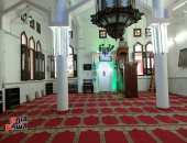 قصة مسجد وضريح الشيخ داود بن ماخلا تلميذ المرسى أبو العباس.. فيديو وصور