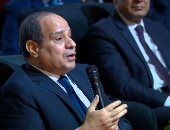 الرئيس السيسي لشباب ينفذون مشروعات جديدة: كل الدعم اللى مش هاتتخيلوه موجود
